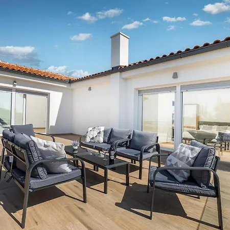 Villa Skylounge *